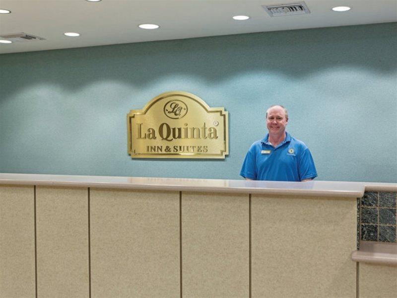 La Quinta Inn And Suites Fort Myers I-75 Exteriör bild